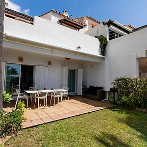 Casa 1 Linea De Playa. , Marbella España