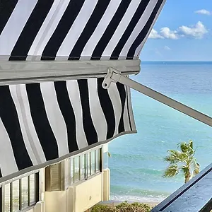 Beachfront 1br In Center Of Marbella! , Marbella España